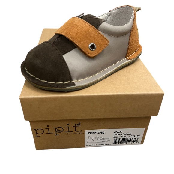 pipit Other - Tan and Brown Baby Walker Shoes with Leather Accents